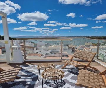 Rooftop Guesthouse Alvor