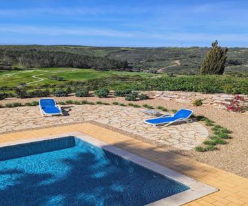 Stunning Villa With Pool & View Near Beach