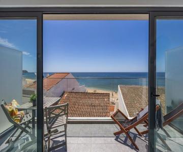 Frontline Seaview Apartment