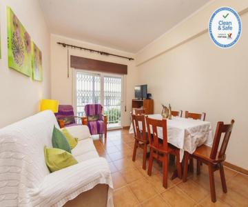 B56 - Baluarte Cul De Sac Flat In Lagos