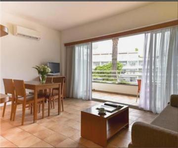 Aqualuz Lagos One Bedroom Apartment Pool View