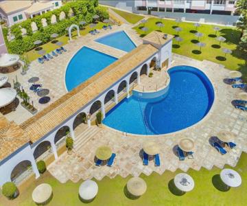 [praia Da Rocha] Vila Rosa