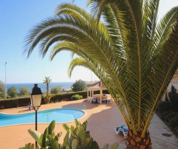 Acácias, Spacious Apartment With Sea View