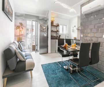 Beach Alley Apartment