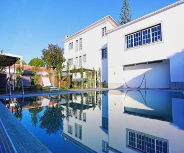 Art 4 You Carcavelos Suites