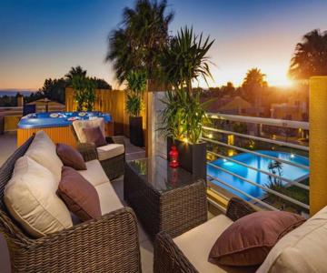 Penthouse Duplex Rooftop Jacuzzi 4 Rooms 6 Beds 8 Persons