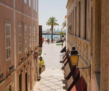 Cascais Bay - 100m From The Beach