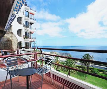 Ocean View in Estoril - Checkinhome