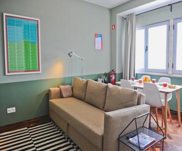 White Wine Lovers Apartment 5b