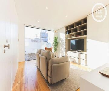 Marques De Pombal Duplex With Terrace By Homing