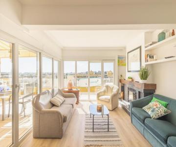 Oceanfront & Big Terrace Private Condo