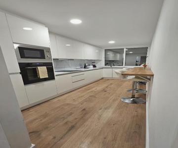 Apartamento T3 Em Lisboa/ Queluz