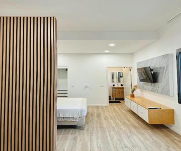 S A L - Village Flats