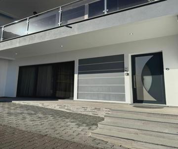 Delightful 2 Bedroom Vacation Home - C