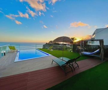 Madeira Sea Sunshine With Heated Pool