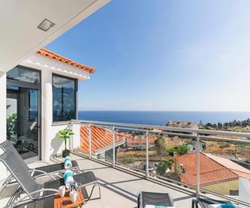 Caniço Vi By An Island Apart