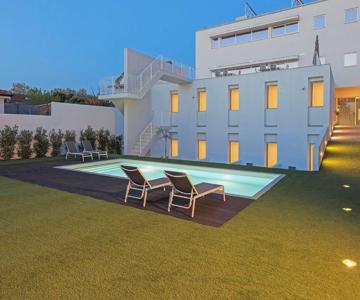 Uporto House Residence