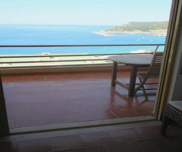 Apartment Over The Ocean