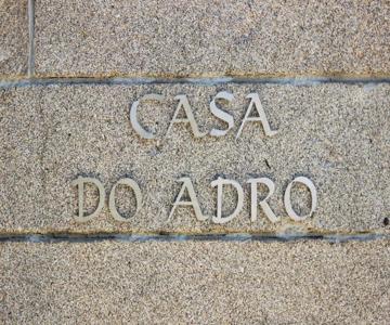 Casa Do Adro De Parada