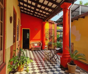 El Nomada Hostel