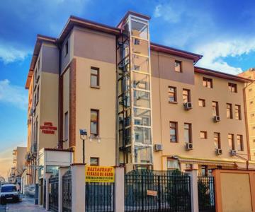 Amphitryon Hotel