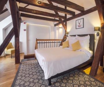 Antler Boutique Hotel