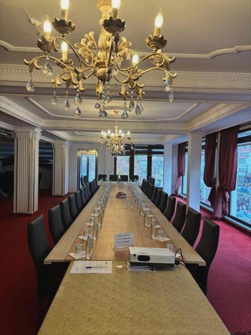 Hotel Theranda