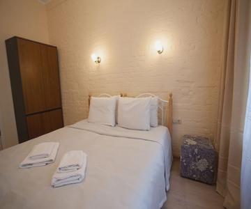 Breadberry Hotel