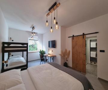 Pri Karlu Rooms & More