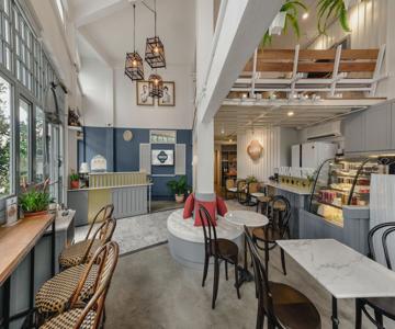The Quarter Bangkok Poshtel and Coworking Hostel