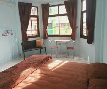 A & P House Charansanitwong