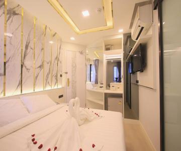 Pratunam Atrium Hotel