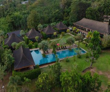 Poochommhok Resort