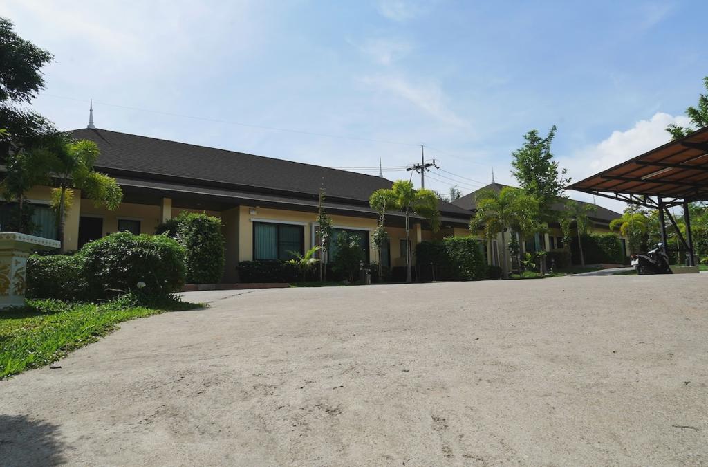 Aonang Oscar Pool Villas