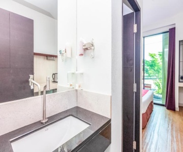 OYO 401 Pine House Hotel Rawai