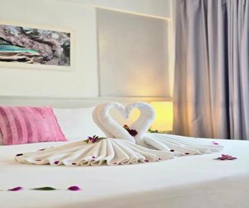 ON Hotel Phuket - SHA