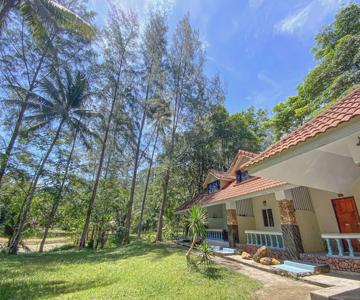 Ranong Resort and Laguna