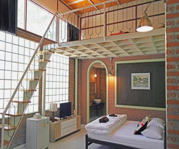 Baan Karm Poo Uthaithani