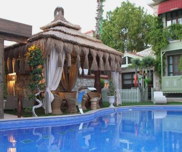 Tasquartas Hotel