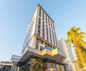 Teymur Continental Hotel & Convention Center