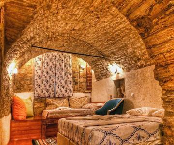 Parmis Boutique House