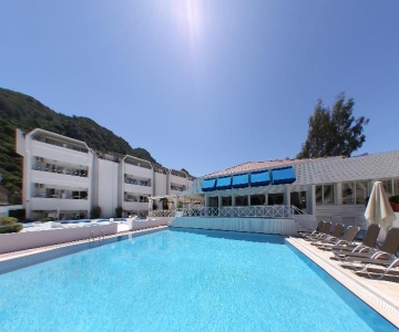 Club Munamar Beach Resort