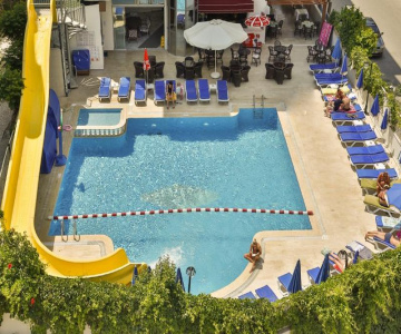 Parador Suite Apart Hotel