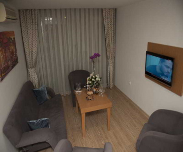 Regna Hotel