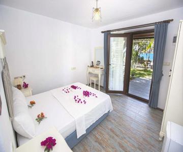 Lagoon Boutique Hotel