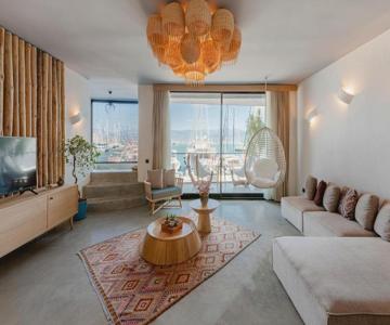 Harbour Suite