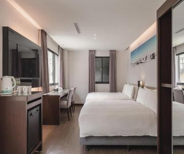 Golden Pacific Hotel