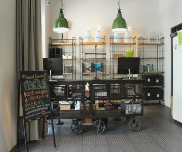 Light Hostel Kaohsiung