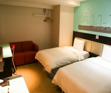 New Morning Hotel & E Nice Hotel