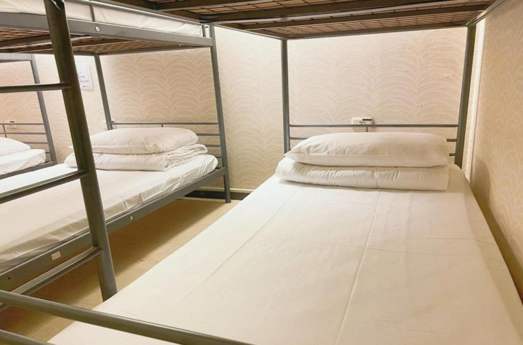 Single Inn Kaohsiung Linsen